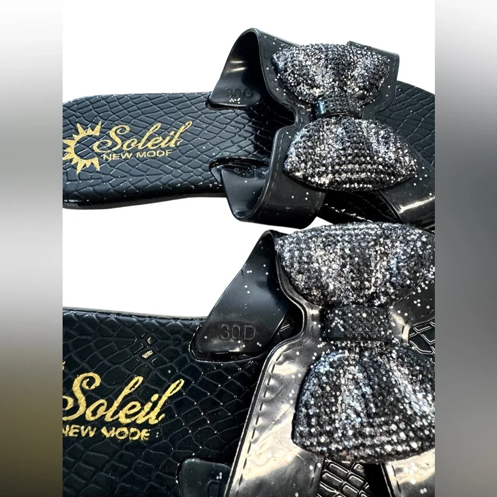 Soleil  New Mode Black Glitter Bow Sandals Size 30 US 12.5